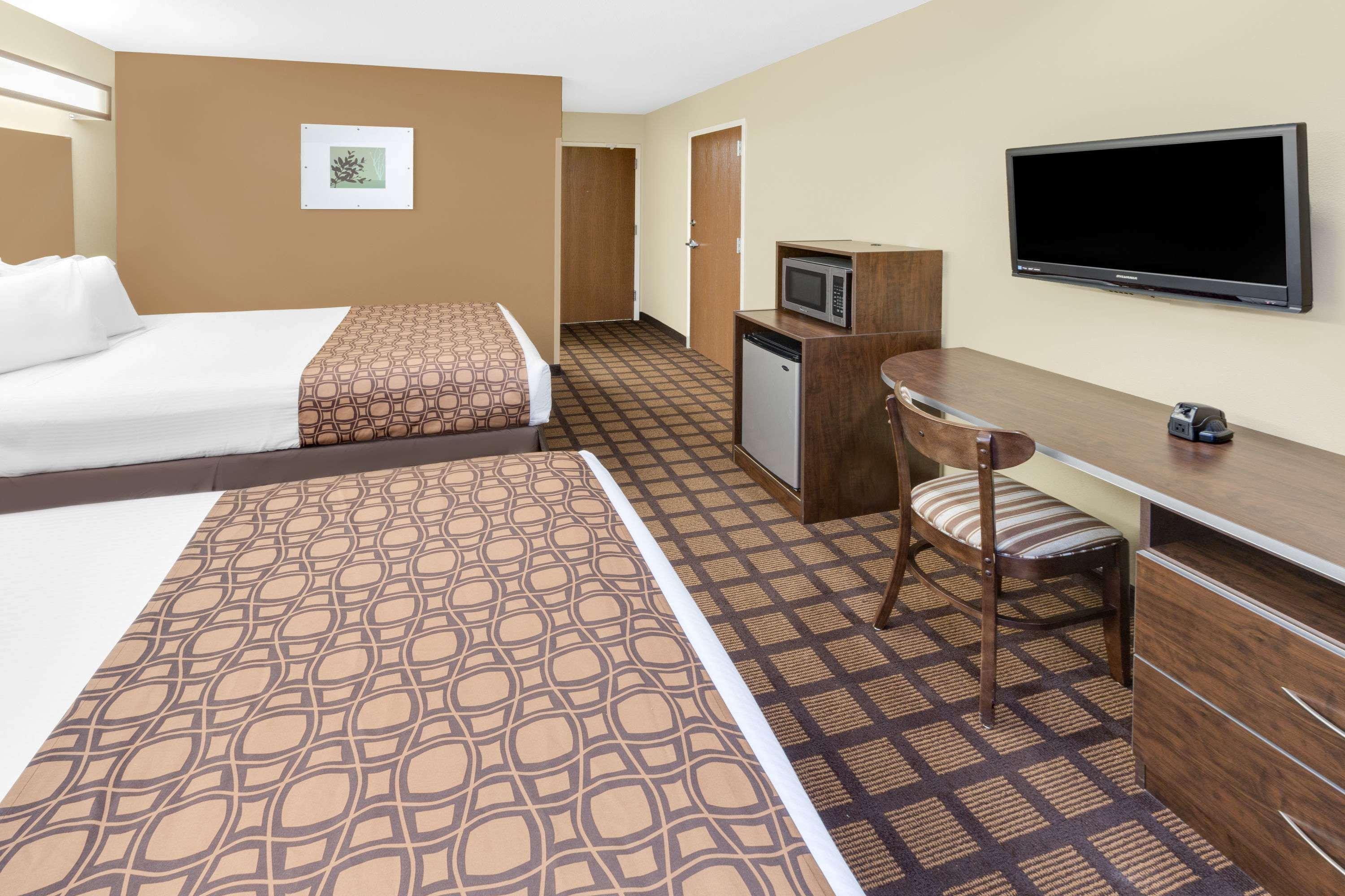 Microtel & By Wyndham Hotel Ozark